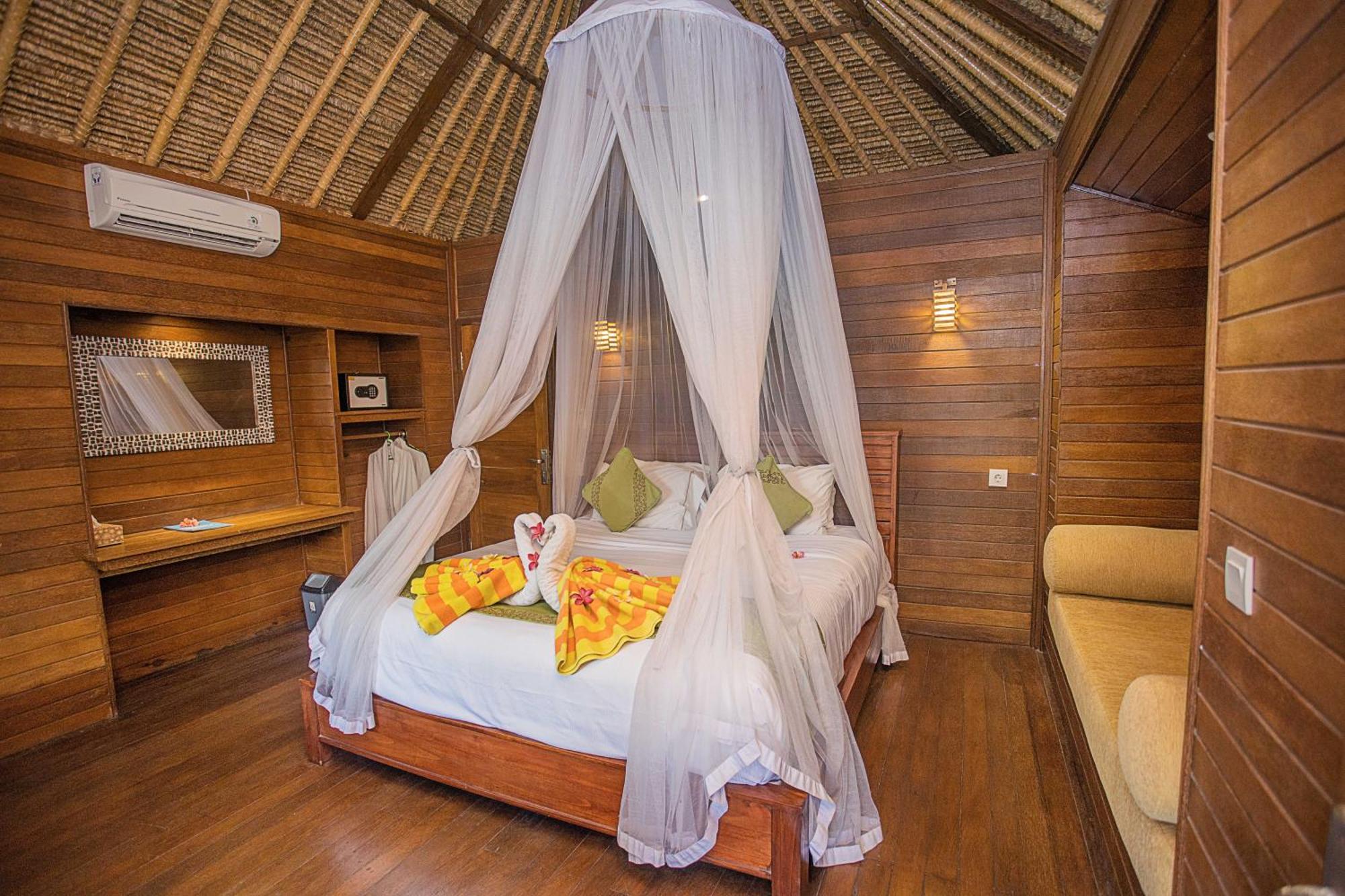 Отель Lembongan Mantra Huts Экстерьер фото