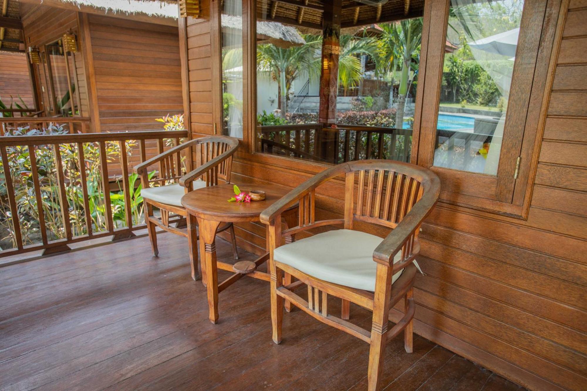 Отель Lembongan Mantra Huts Экстерьер фото